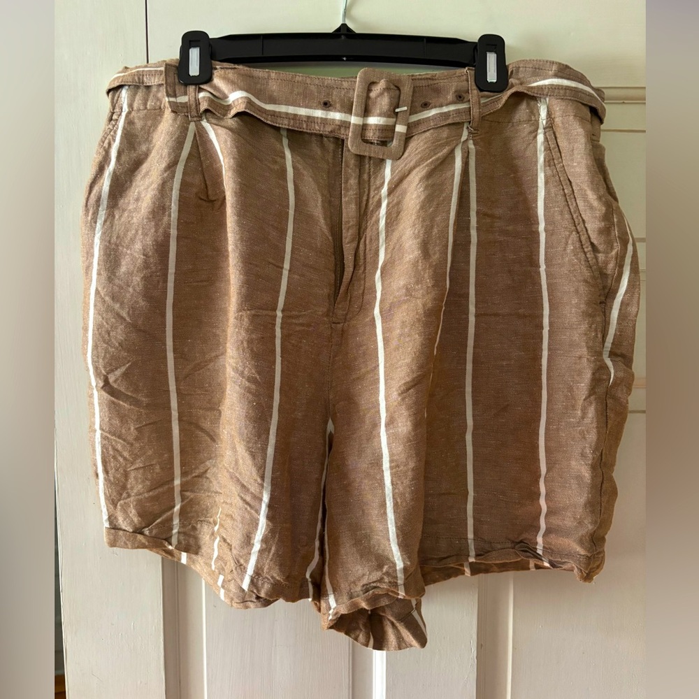 A New Day XXL women’s linen blend shorts dark tan with white stripes